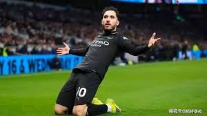 体图：利物浦讨论过引进施洛特贝克，但认为他不是首要目标