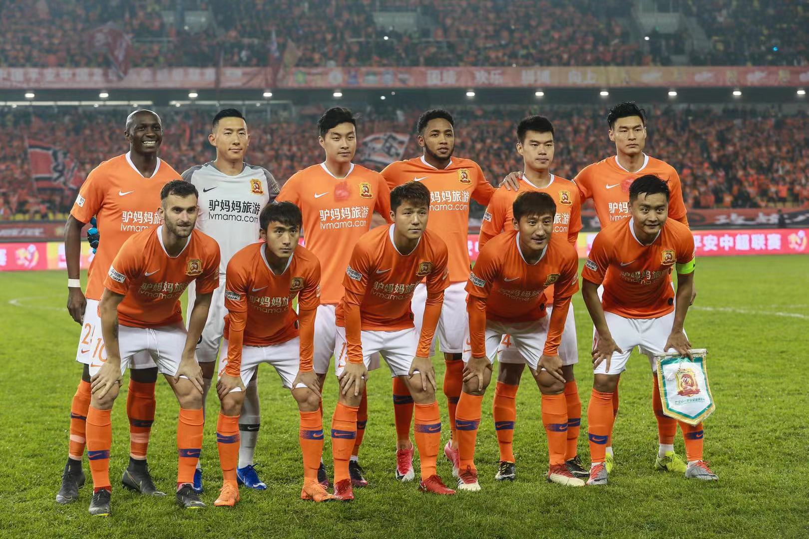 再次执掌球 再次执掌球