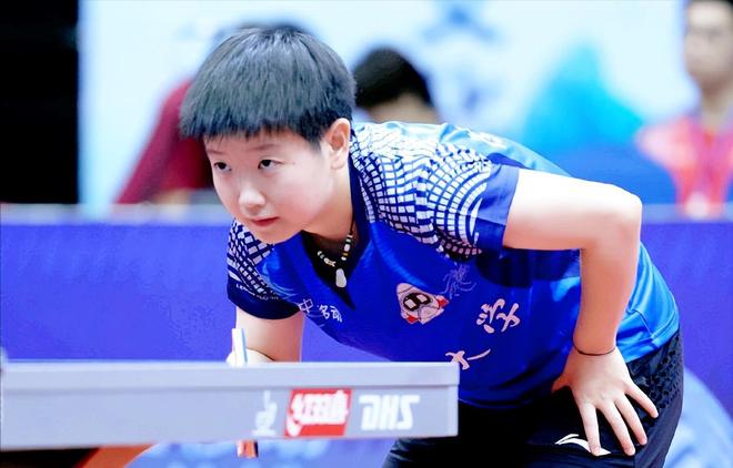 凭借三叉戟 凭借三叉戟